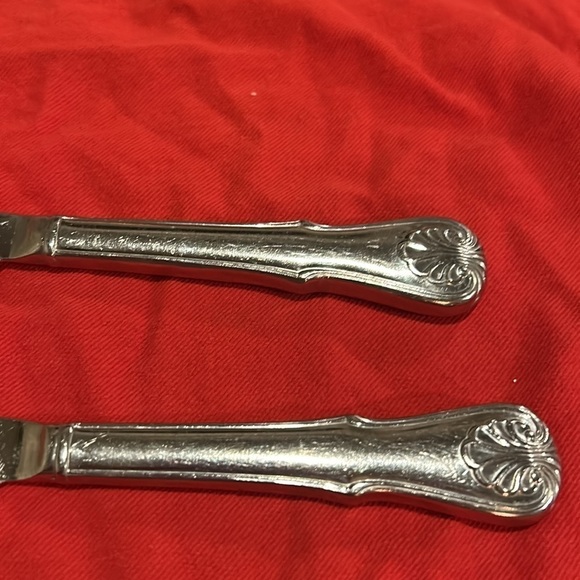 s-l400.jpg Waterford Stainless Dinner Knives(set of 2)